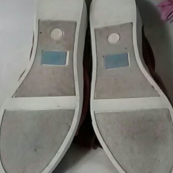 Libby Edelman Velvet Slip-ons - Picture 4 of 7